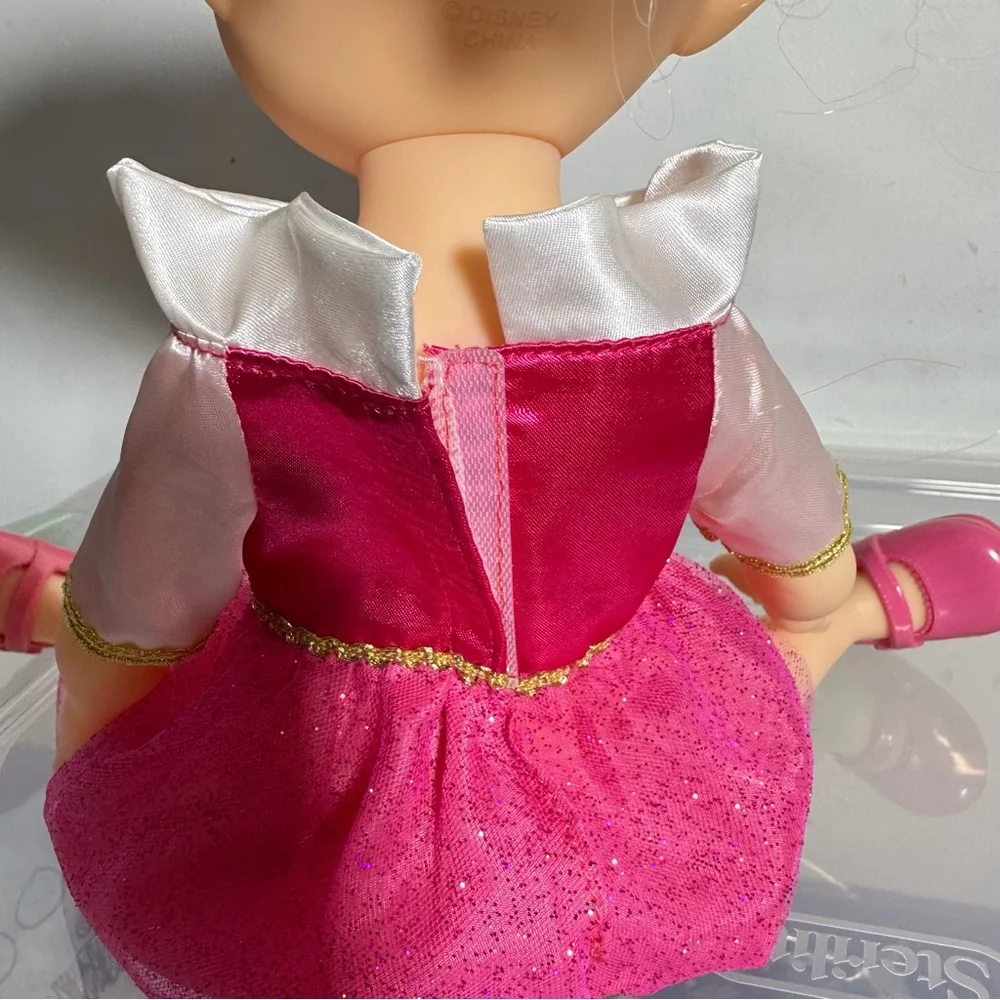Disney Princess‎ Aurora Toddler Doll Pink Dress Purple Eyes Blonde Hair 16 inch